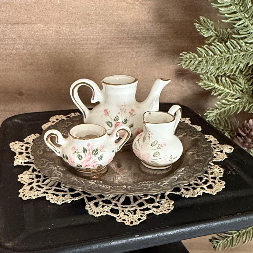 VTG | Miniature Tea Set